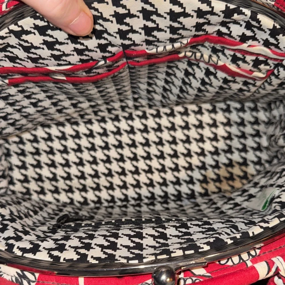 Vera Bradley Red and White Daisy Purse